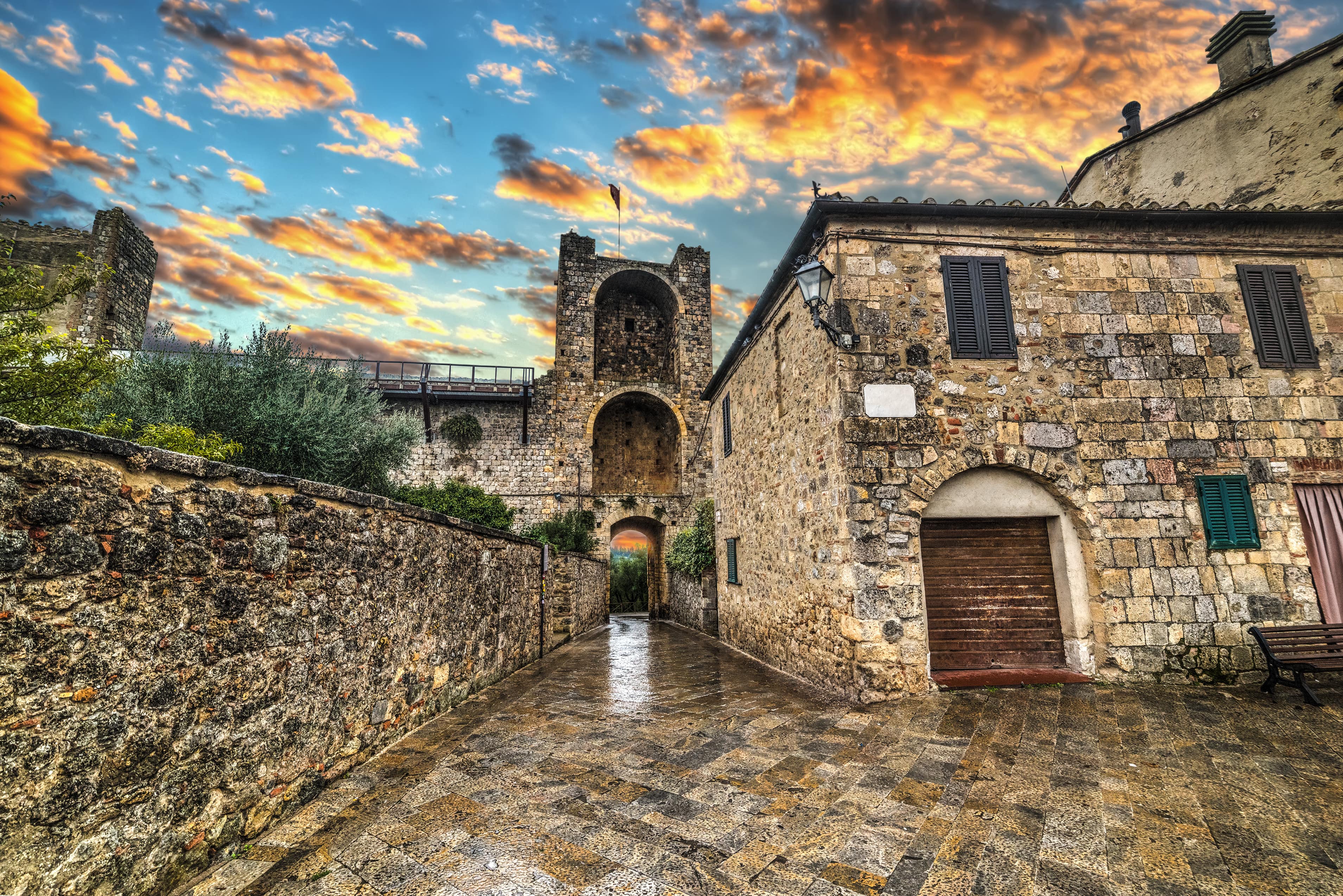 Monteriggioni, Tuscany - Italian Castle