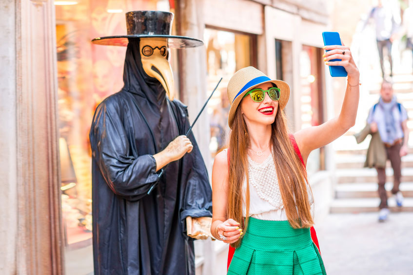 plague doctor costume in Venice Carnival