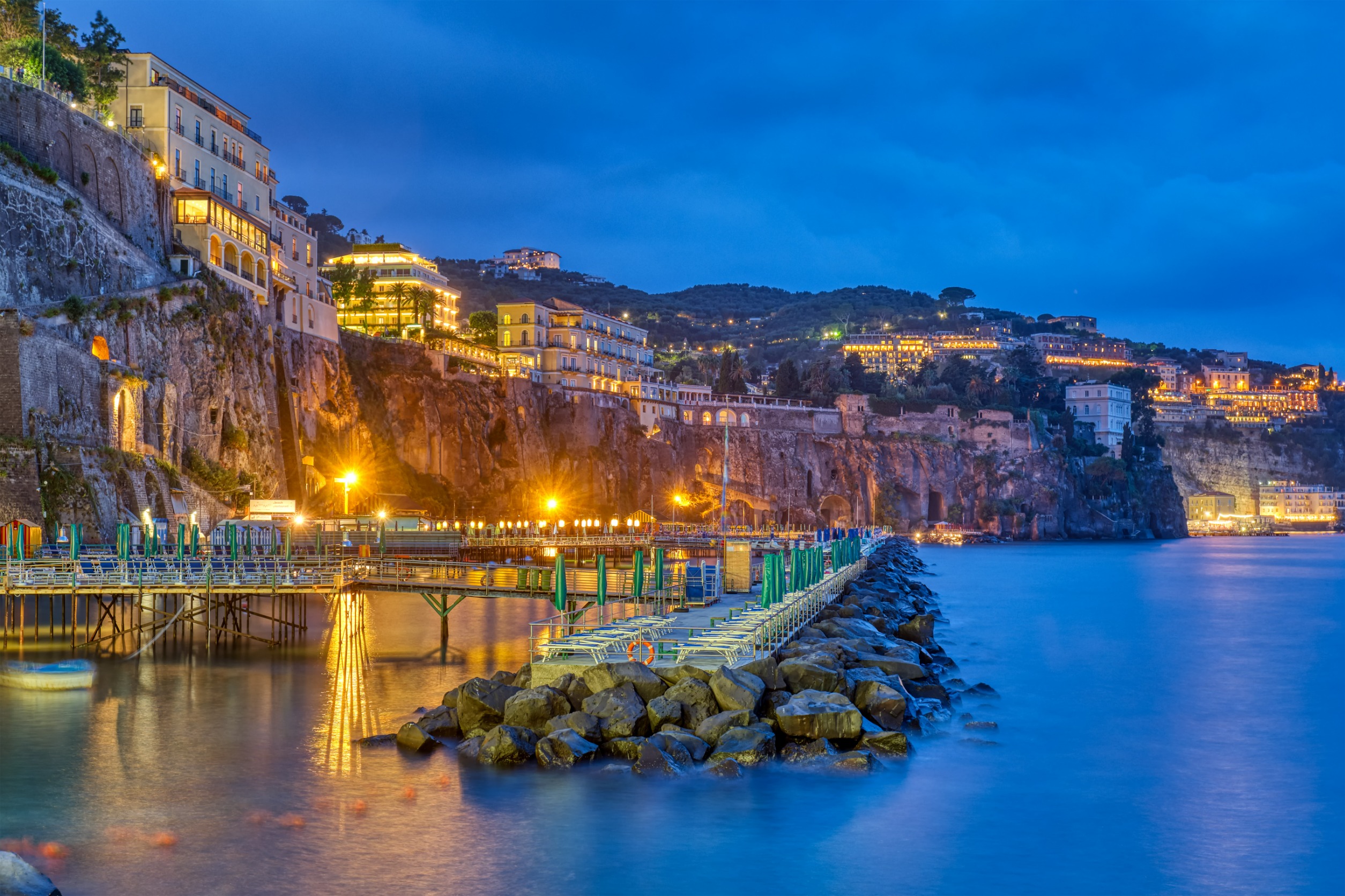 Sorrento and Positano: Two Charming Coastal Towns to Visit
