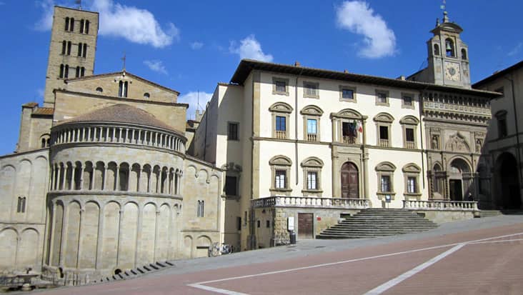 images/tours/cities/arezzo1.jpg