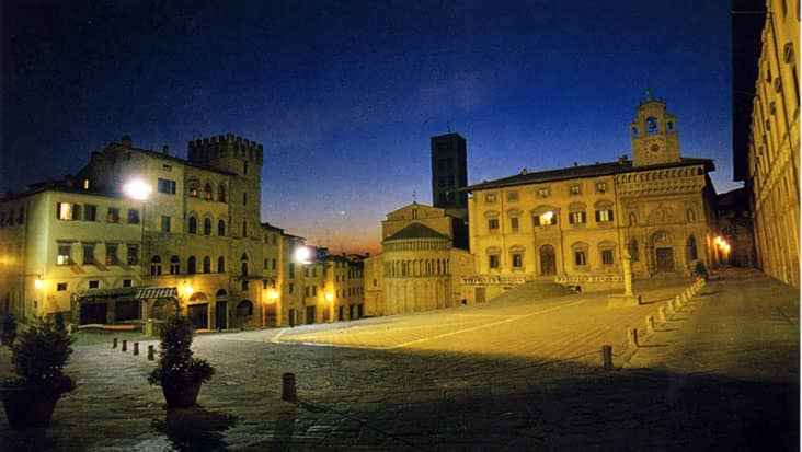 Arezzo by night
